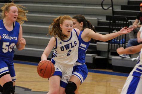 Photo Slideshow: Girls Basketball vs. Gardner Edgerton