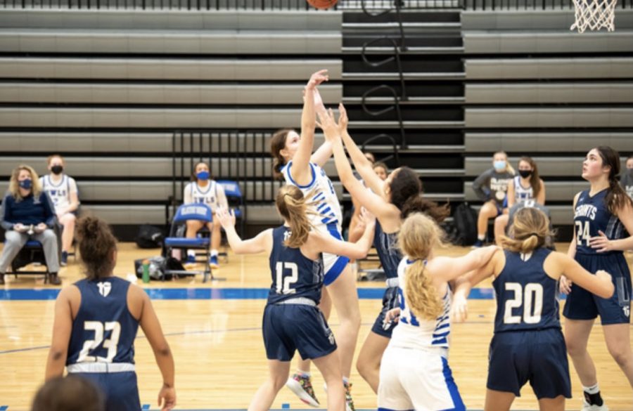 Olathe West Girls Basketball Heads to Sub State Tournament