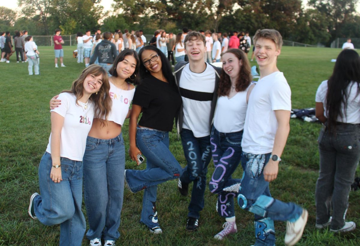 From left, Jenna Campbell, Alexandra Dollmann, Kiana Hayes, Jared White, Lily Smith and Phineas Van Maanen smiling for the photo.