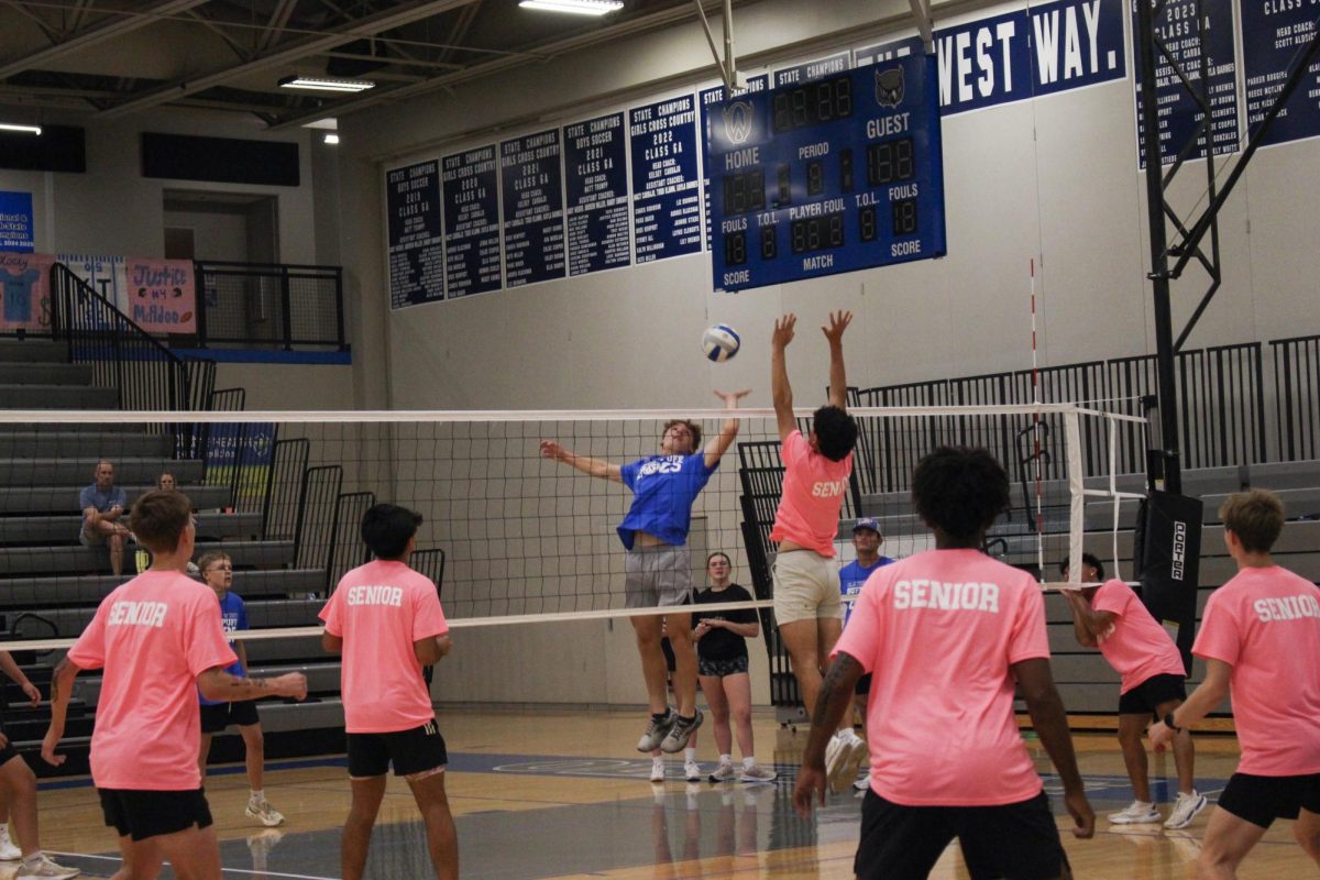 The junior team scores a point on the senior team in Buff Puff.